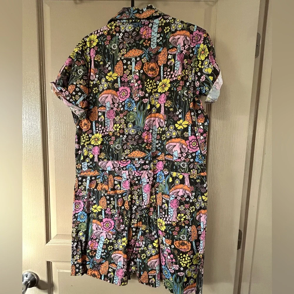 Nooworks Magical Mushrooms Shortall (Ash & Chess design) - Picture 2 of 4